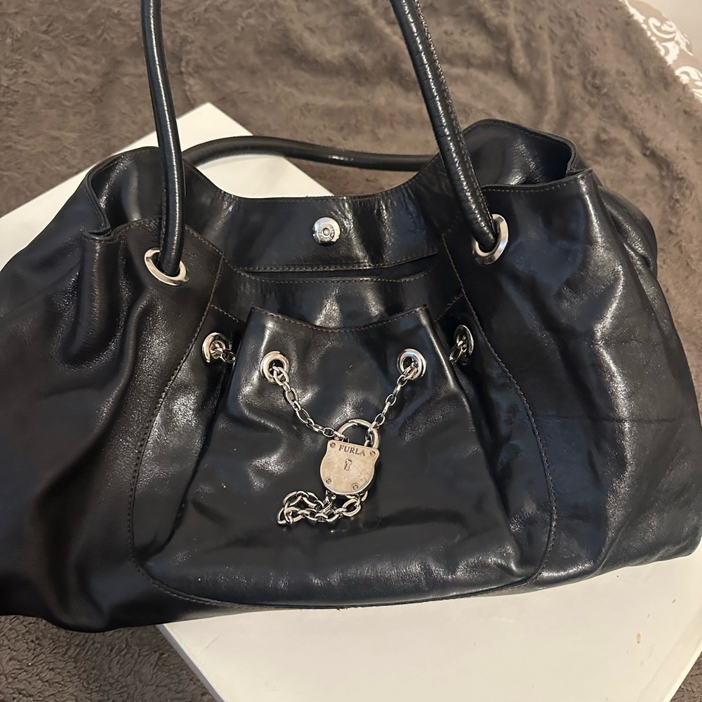 Furla Black Leather Shoulder Bag